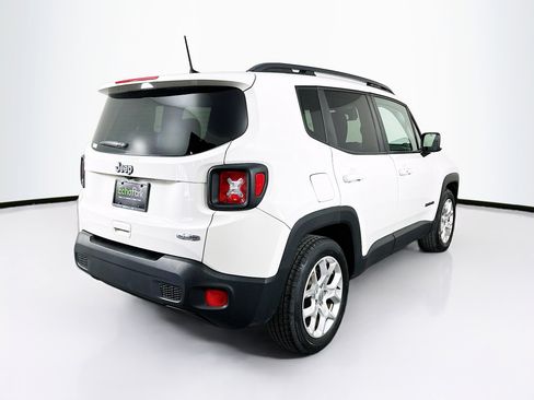 Used 2018 Jeep Renegade Latitude image 9