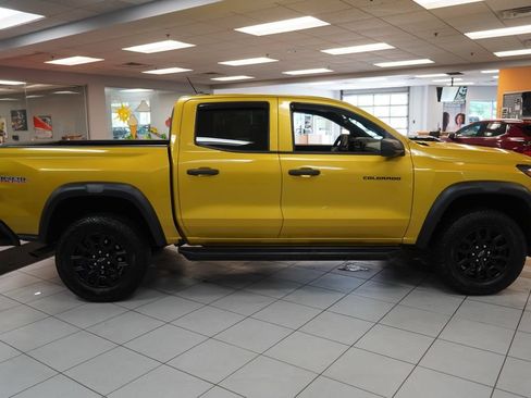 Used 2023 Chevrolet Colorado Trail Boss w/ Advanced Trailering Package AWD/4WD image 14
