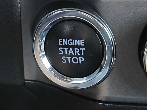 Used 2021 Toyota Tacoma TRD Off-Road w/ Technology Package AWD/4WD image 23