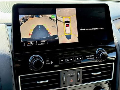 Used 2024 Nissan Armada SL w/ Captain's Chairs Package image 15