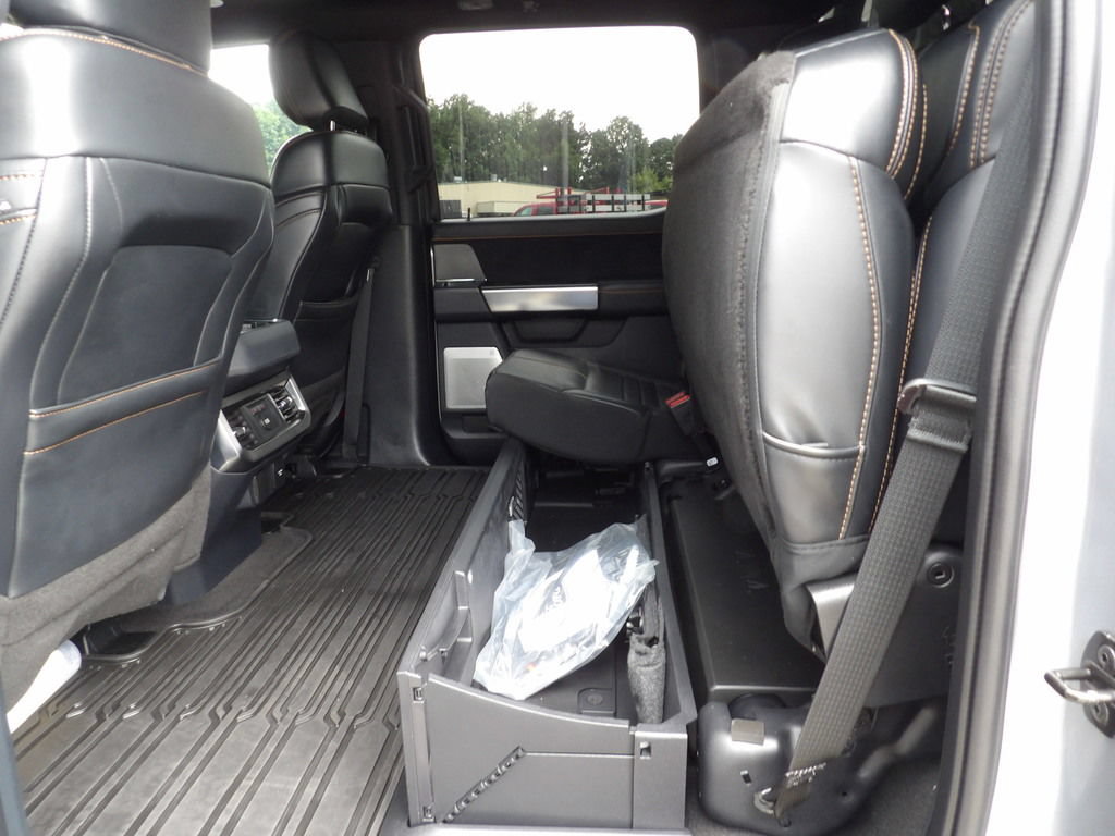 Used 2023 Ford F250 Platinum w/ Tremor Off-Road Package AWD/4WD image 35