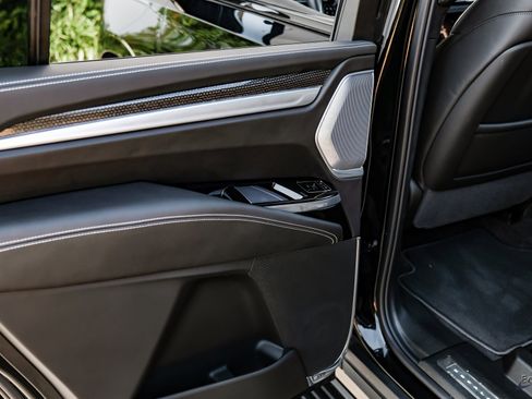 Used 2025 Cadillac Escalade V image 88