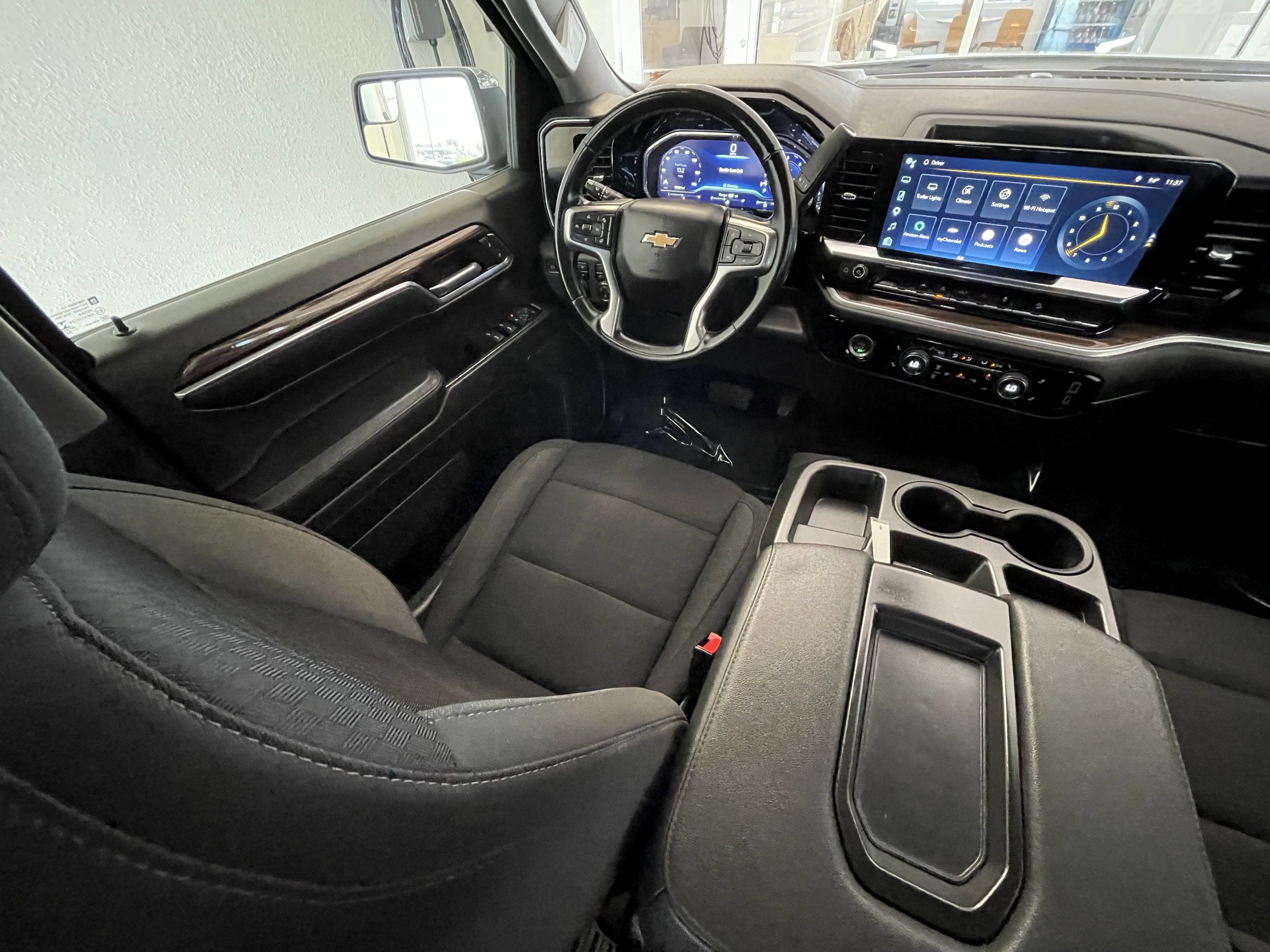 Certified 2023 Chevrolet Silverado 1500 LT w/ Z71 Off-Road Package AWD/4WD image 27