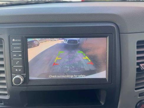 Used 2021 Nissan NV 2500 S image 27
