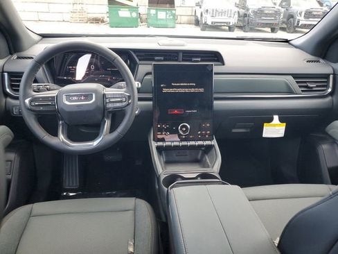 New 2026 GMC Terrain AT4 w/ Technology Package II AWD/4WD image 12