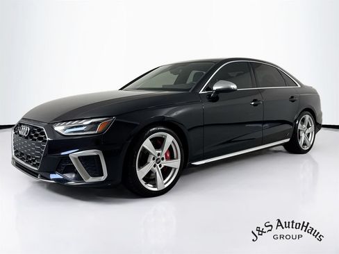 Used 2023 Audi S4 Premium Plus w/ Premium Plus Package AWD/4WD image 3