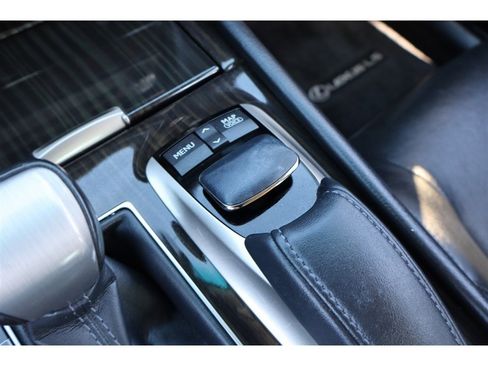 Used 2013 Lexus LS 460 AWD image 40