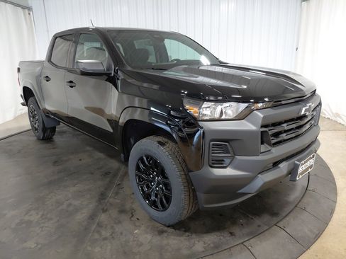 New 2026 Chevrolet Colorado W/T w/ WT Custom Package image 11