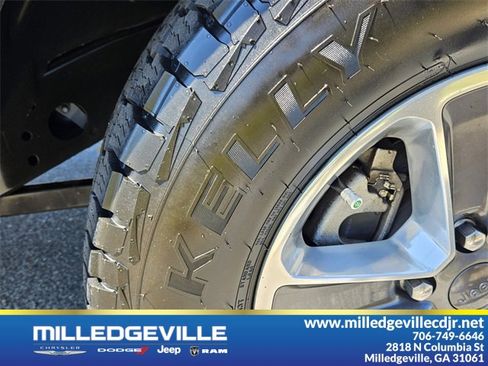 Used 2022 Jeep Wrangler Unlimited Sahara w/ Cold Weather Group image 20