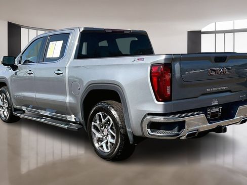 Used 2023 GMC Sierra 1500 SLT image 4