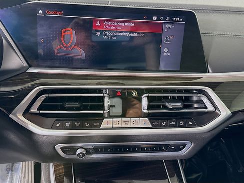 Used 2021 BMW X5 sDrive40i w/ Convenience Package image 18