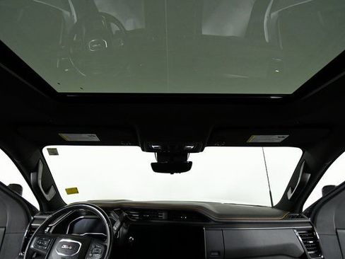 Used 2025 GMC Sierra 3500 AT4 w/ AT4 Premium Plus Package image 26