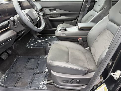 Certified 2024 Nissan Ariya FWD image 19