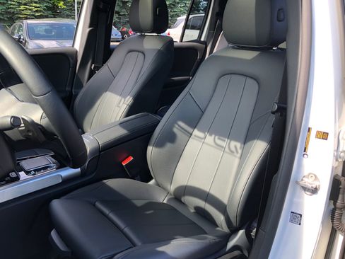 New 2022 Mercedes-Benz EQB 300 4MATIC image 32