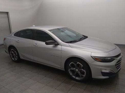 Used 2020 Chevrolet Malibu LT FWD image 11