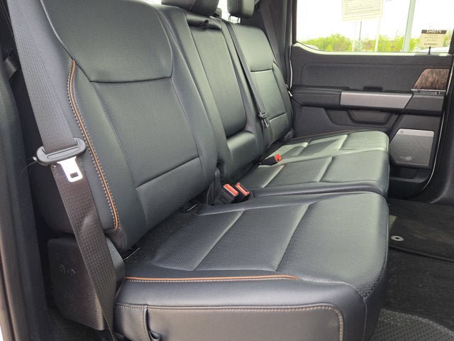 Used 2025 Ford F250 Lariat w/ Black Appearance Package AWD/4WD image 8