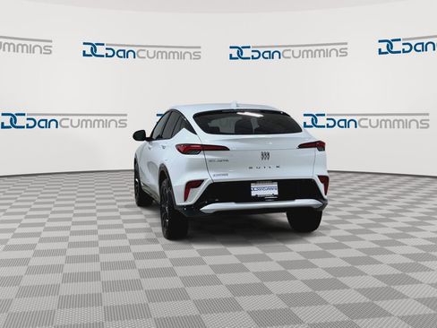 New 2026 Buick Envista Sport Touring image 8