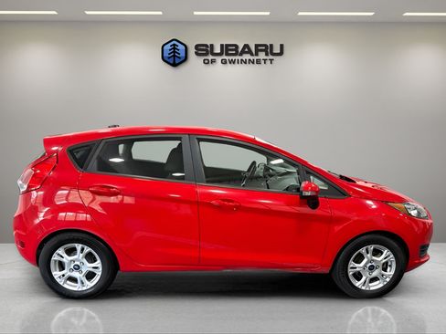 Used 2015 Ford Fiesta SE FWD image 6