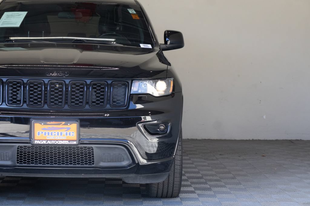 Used 2021 Jeep Grand Cherokee Laredo X AWD/4WD image 6
