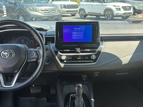Used 2025 Toyota Corolla XSE FWD image 12