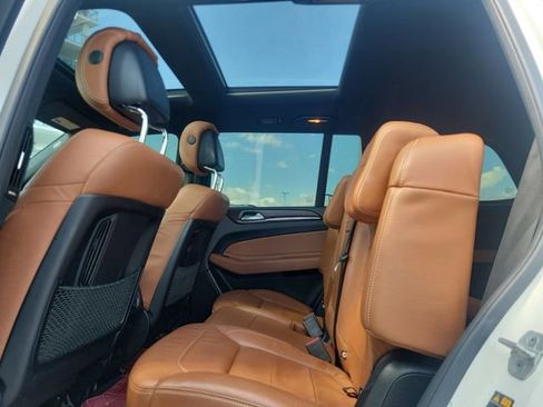 Used 2017 Mercedes-Benz GLS 450 4MATIC image 21