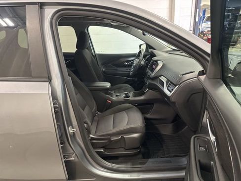 Used 2023 GMC Terrain SLE w/ Driver Convenience Package AWD/4WD image 13