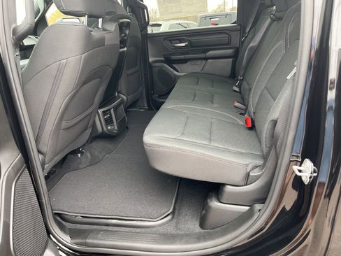 New 2026 RAM 1500 Express AWD/4WD image 23