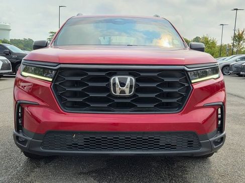 Used 2023 Honda Pilot Sport image 8