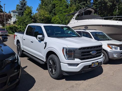 Used 2021 Ford F150 Lariat w/ Equipment Group 502A High AWD/4WD image 8