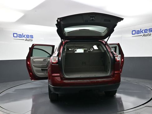 Used 2016 Chevrolet Traverse LT image 59