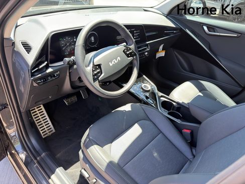 New 2026 Kia Niro Wave FWD image 11