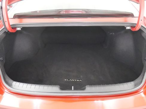 Used 2023 Hyundai Elantra SEL w/ Convenience Package FWD image 20