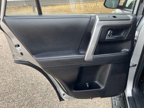 Used 2020 Toyota 4Runner SR5 image 15