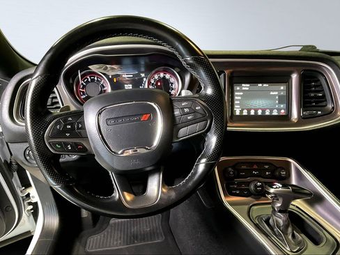 Used 2020 Dodge Challenger GT w/ Driver Convenience Group image 8