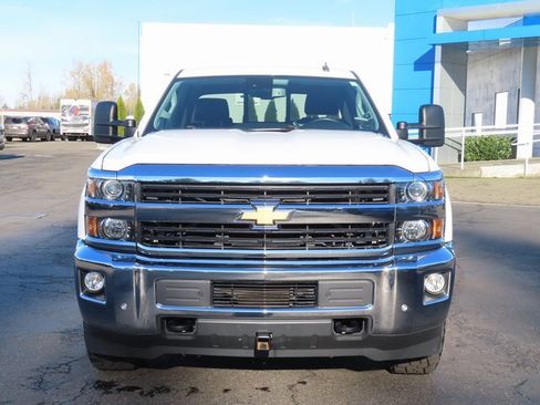Used 2015 Chevrolet Silverado 3500 LTZ image 2