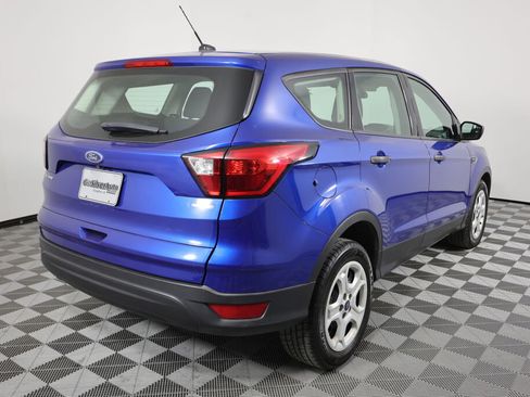 Used 2019 Ford Escape S image 2