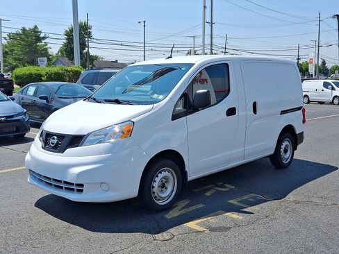 Used 2021 Nissan NV200 S FWD image 3