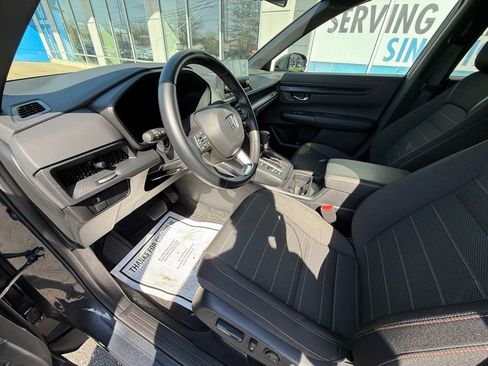 Used 2025 Honda CR-V Sport image 15