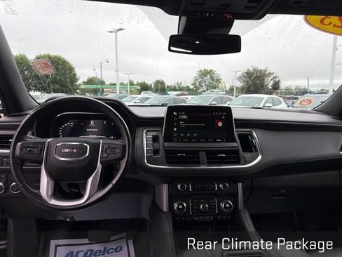 Used 2023 GMC Yukon XL SLT AWD/4WD image 27