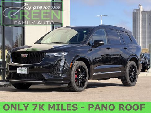 Used 2024 Cadillac XT6 Sport image 1