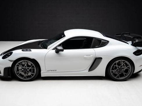 Used 2023 Porsche 718 Cayman GT4 RS w/ Weissach Package RWD image 18