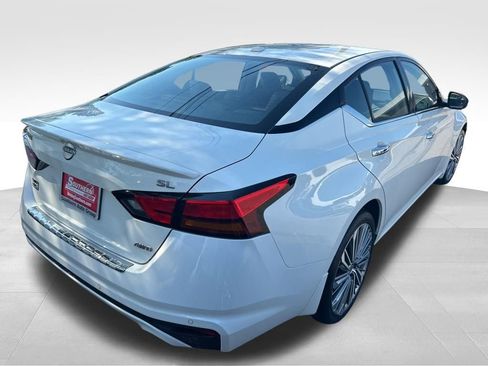 Used 2023 Nissan Altima 2.5 SL AWD/4WD image 7