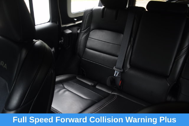 Used 2021 Jeep Wrangler Unlimited Sahara w/ Cold Weather Group AWD/4WD image 15