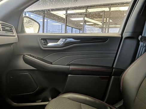 Used 2024 Ford Escape ST-Line w/ Tech Pack #1 image 22