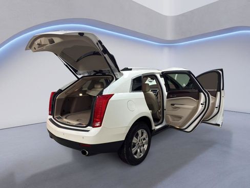 Used 2015 Cadillac SRX Luxury image 12