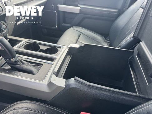 Used 2019 Ford F150 Lariat image 21