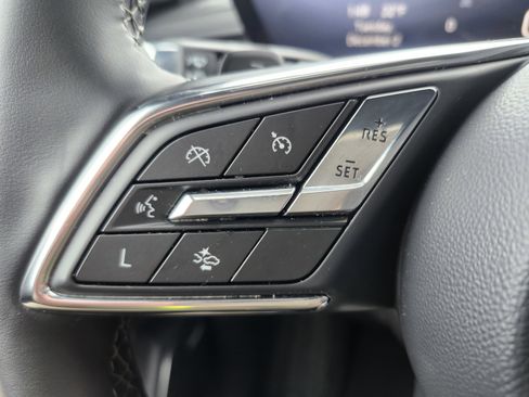 Used 2025 Buick Enclave Sport Touring image 13