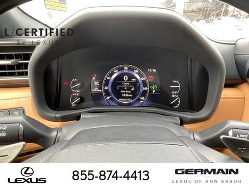 Used 2023 Lexus LX 600 4WD w/ Luxury Package image 17