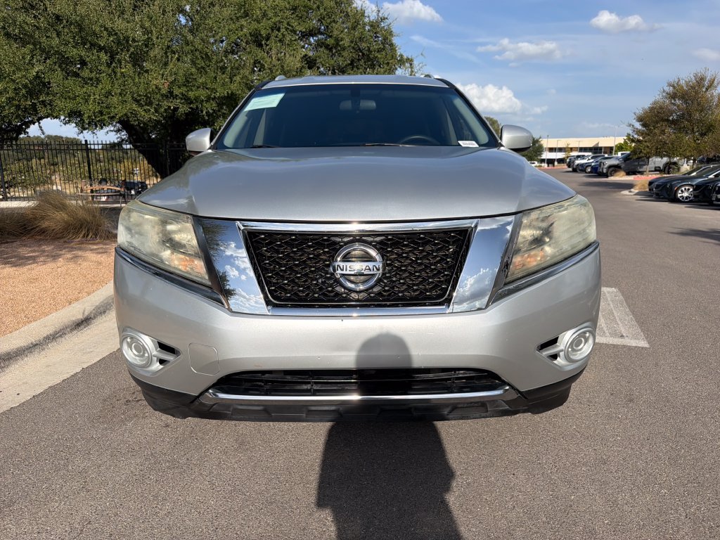 Used 2015 Nissan Pathfinder S FWD image 2