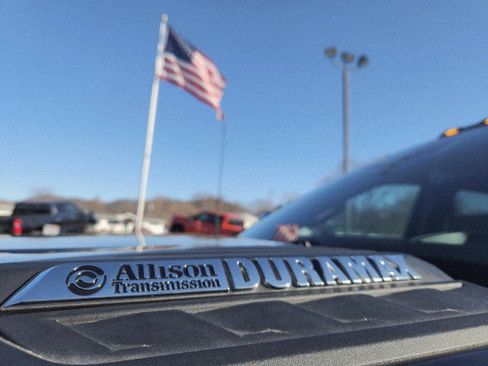 Used 2021 Chevrolet Silverado 3500 LTZ w/ LTZ Plus Package image 9